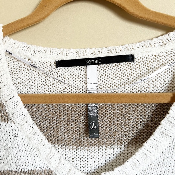 Kensie Striped Sweater Size Large - Picture 4 of 6